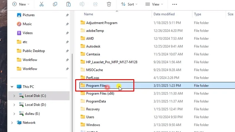 Bấm vào program Files